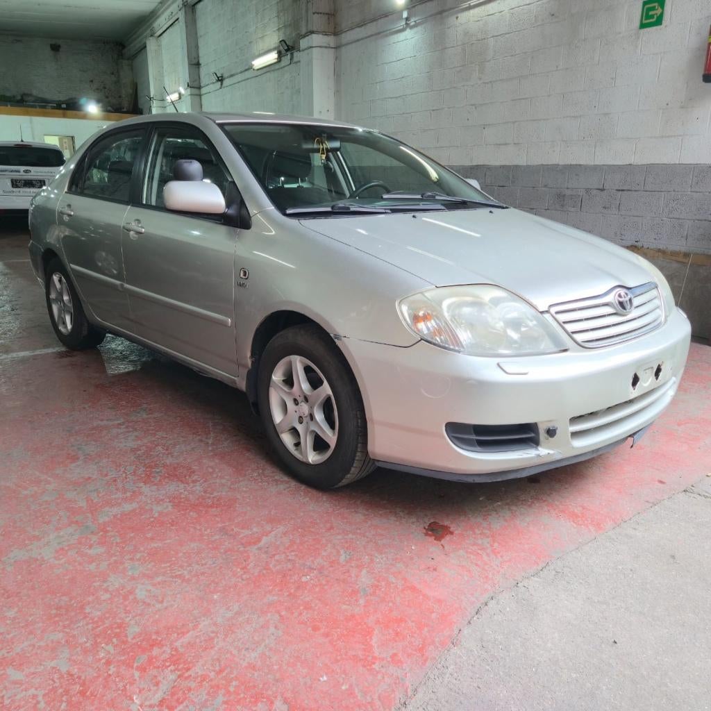 Toyota Corolla Alpha 2005, Auto's, Voorwielaandrijving, 4 deurs, Stof, Zwart