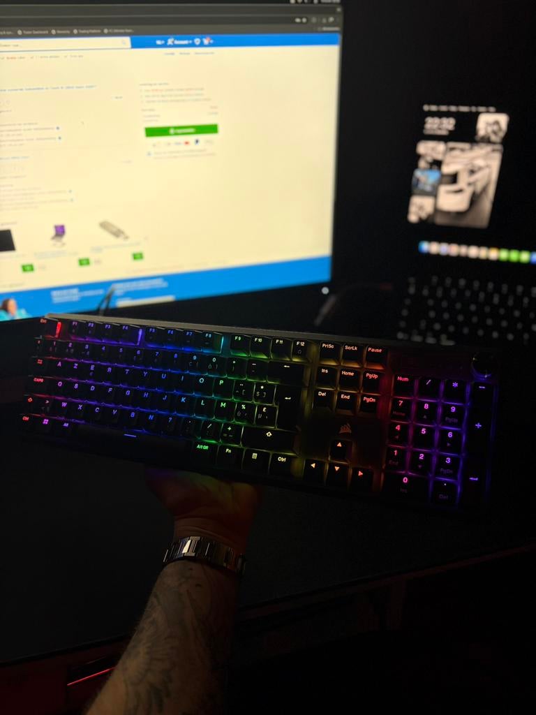 Toetsenbord en muis Corsair., Computers en Software, Ophalen, Zo goed als nieuw, Gaming