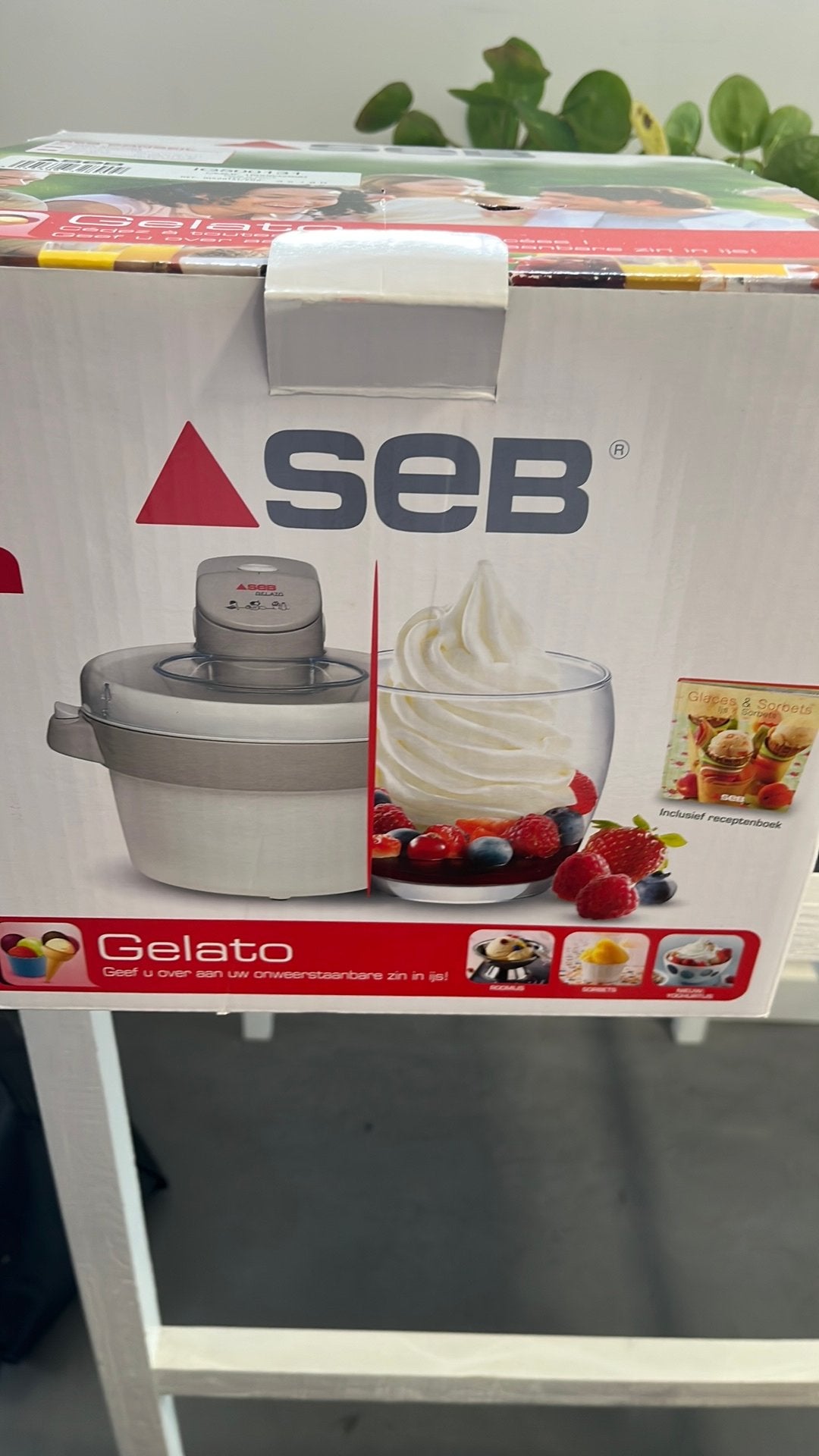 Ijsmaker, Ophalen, Zo goed als nieuw