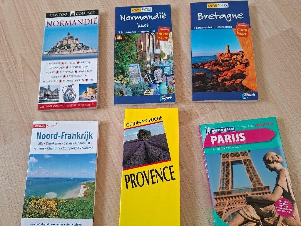 6 reisgidsen Frankrijk: Bretagne-Normandië-Provence-Parijs, Boeken, Ophalen of Verzenden, Zo goed als nieuw, Overige merken