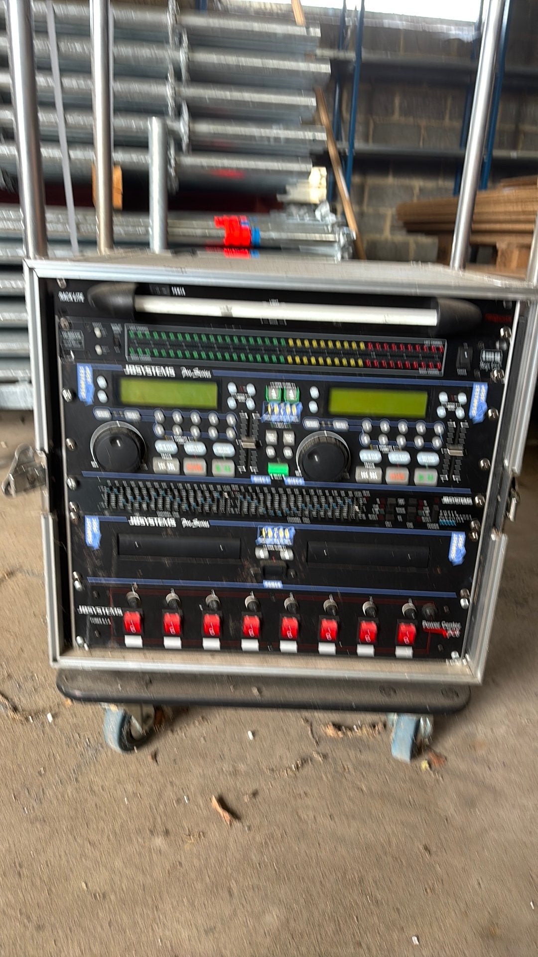 Volledige dj set in case op wielen, Enlèvement, Utilisé