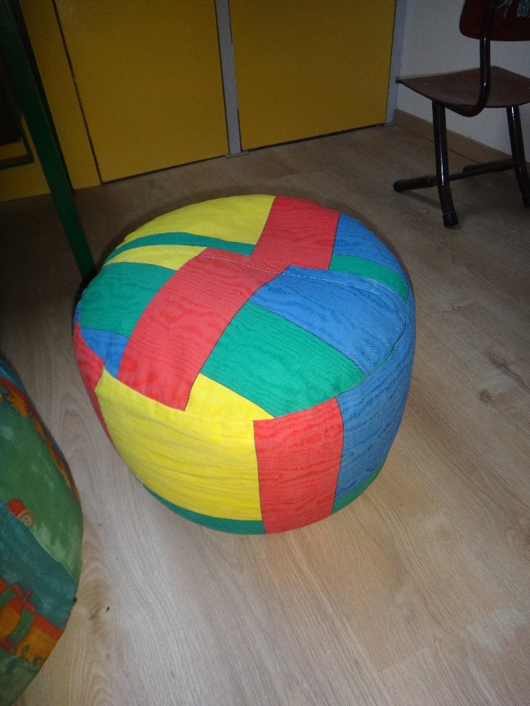 poef voor kinderkamer, Ophalen of Verzenden, Zo goed als nieuw, Zitmeubel