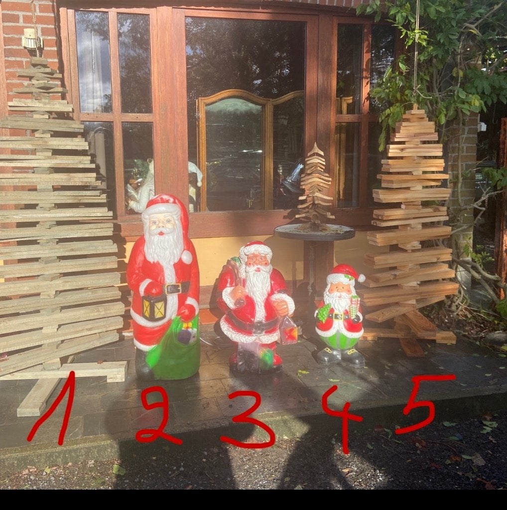 Sapin de Noël et statue en bois, Enlèvement, Utilisé