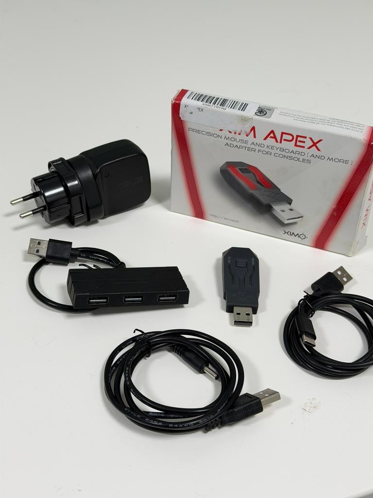 XIM Apex Muis Toetsenbord Adapter PS5 PS4 Xbox Switch PC ect, Games en Spelcomputers, Spelcomputers | Overige Accessoires, Zo goed als nieuw