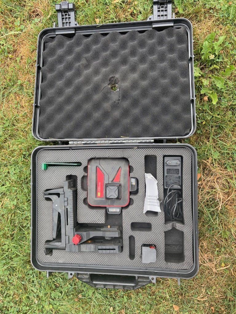 Lazer Futech MultiCross Compact 3D, Bricolage & Construction, Instruments de mesure, Utilisé, Distance, Enlèvement