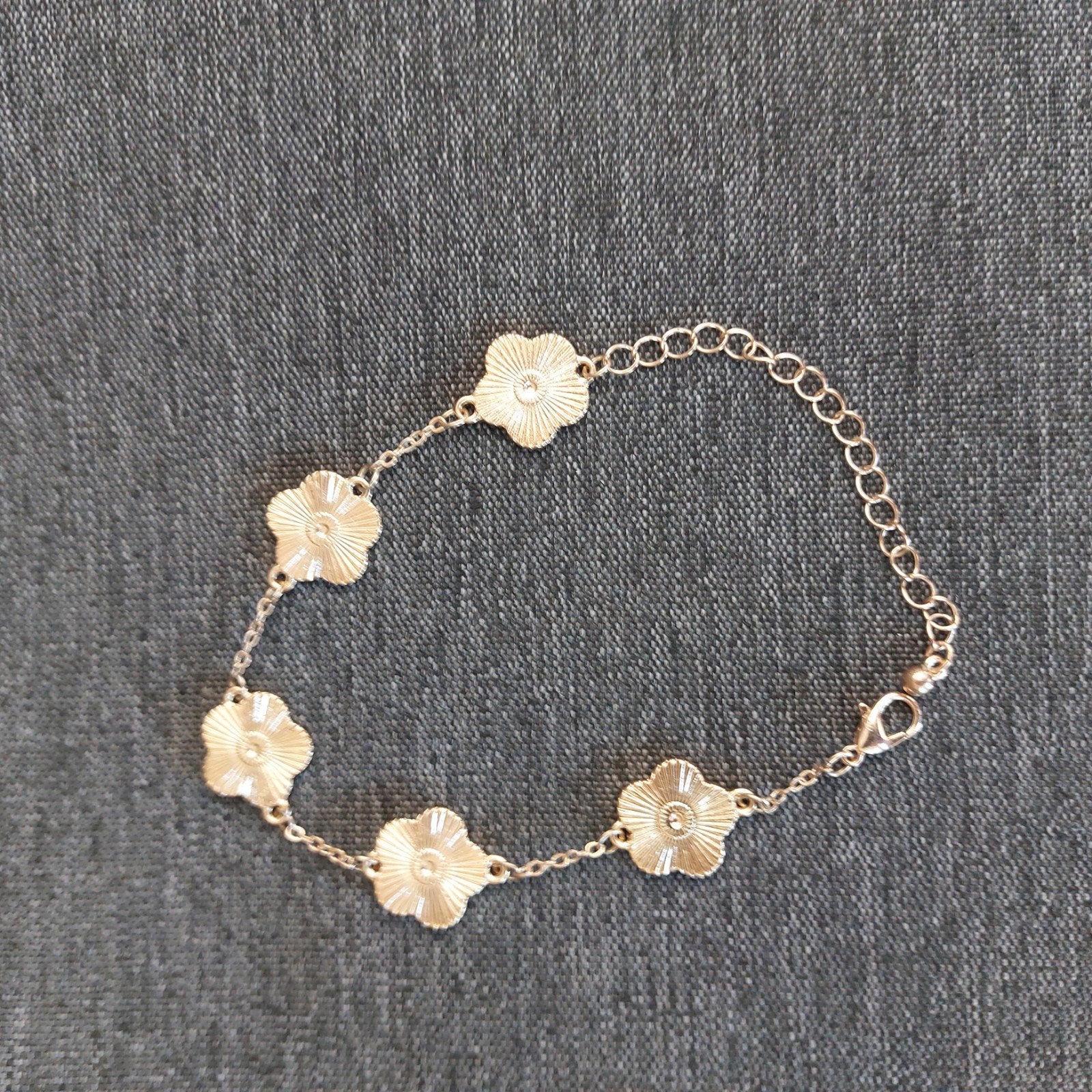 Armbandje, Handtassen en Accessoires, Armbanden, Ophalen of Verzenden
