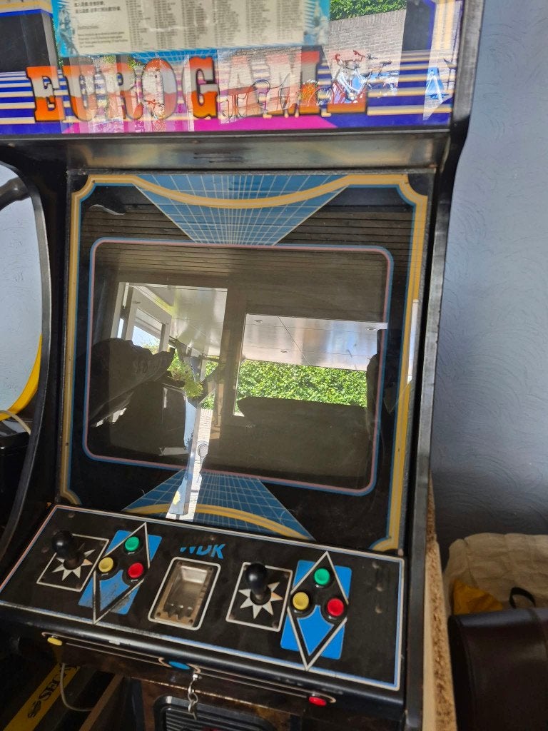 Vintage Eurogame Arcade Kast - Klassieke Gaming Ervaring, Verzamelen, Ophalen, Gebruikt