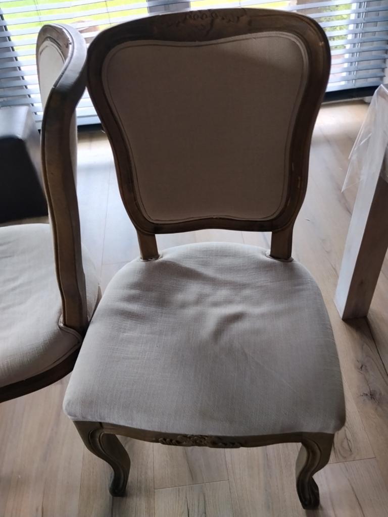 Zeer mooi stoelen maar zijn zitting is doorgezeten 4stuks, Ophalen