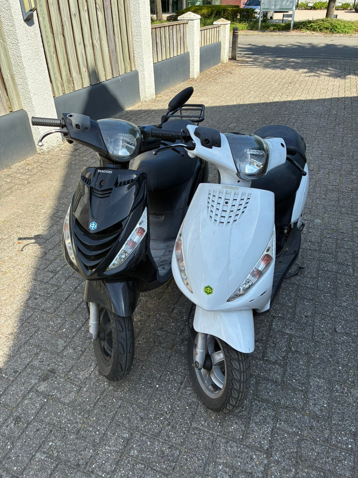 2x Piaggio Zip A klasse, Fietsen en Brommers, Ophalen, Zip, Klasse A (25 km/u), Zo goed als nieuw