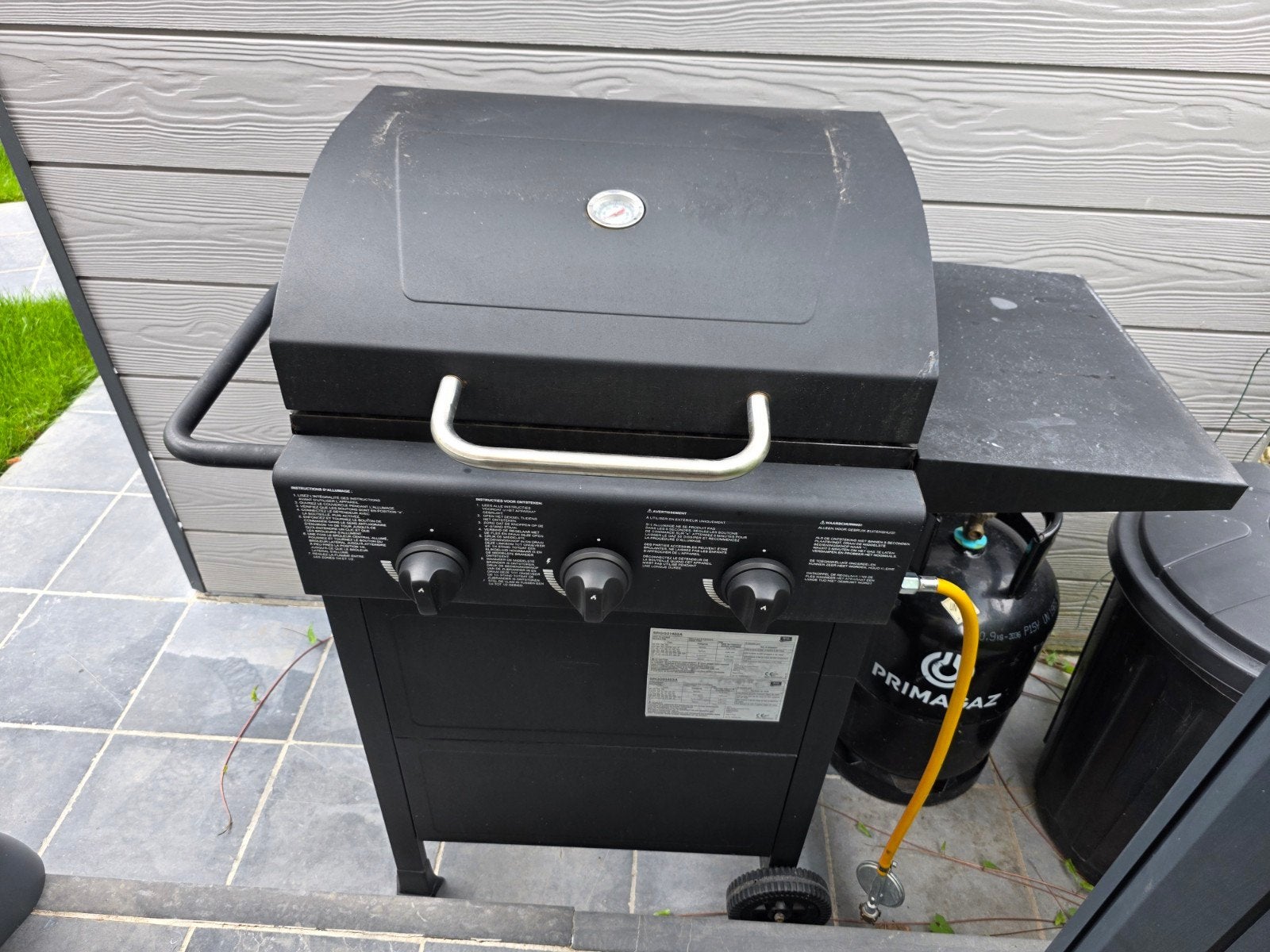1 gasbarbecue Aro SRGG31403A gratis!, Enlèvement