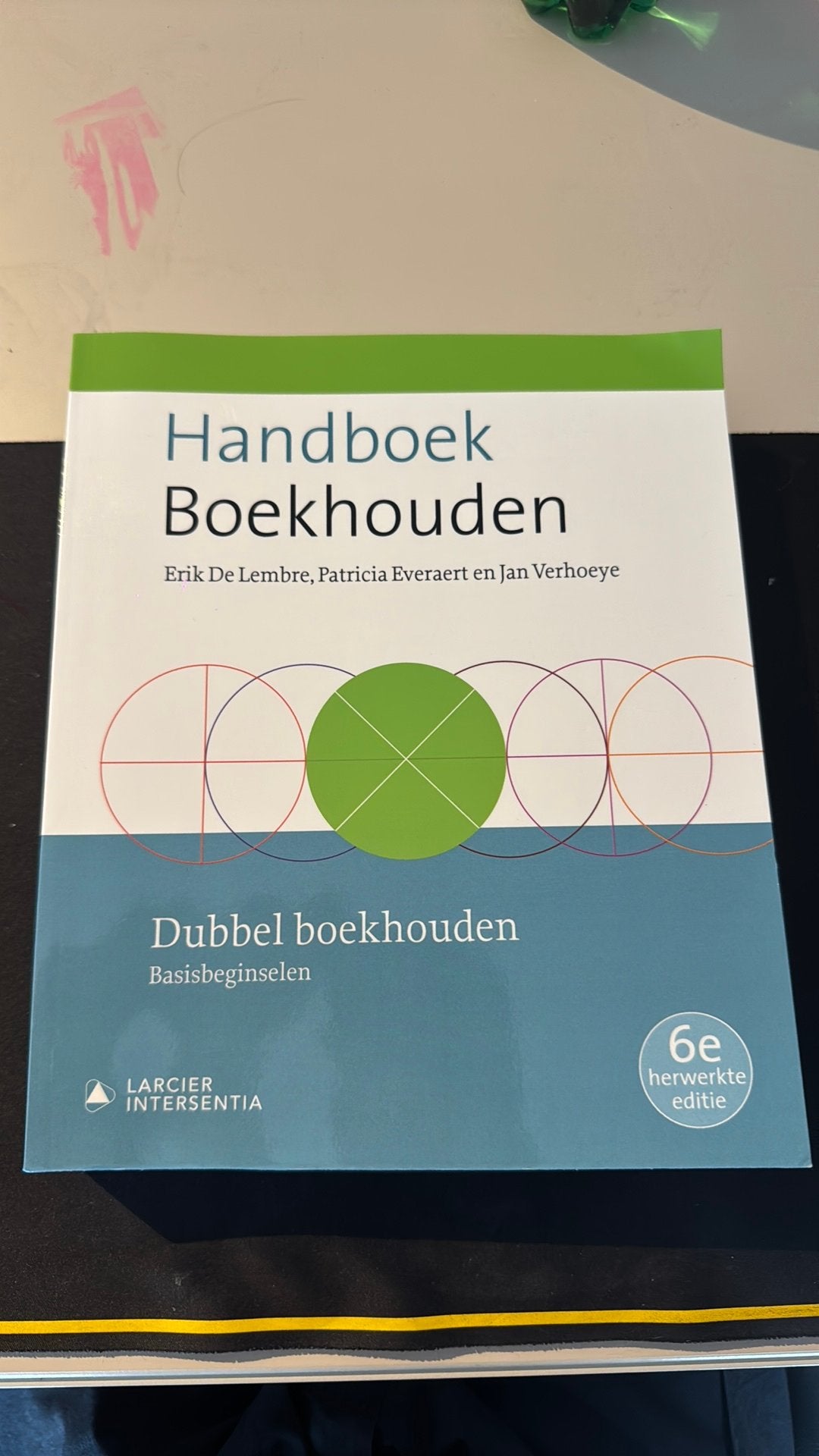 Handboek Boekhouden - Dubbel Boekhouden (zesde editie), Boeken, Ophalen of Verzenden, Erik De Lembre; Patricia Everaert