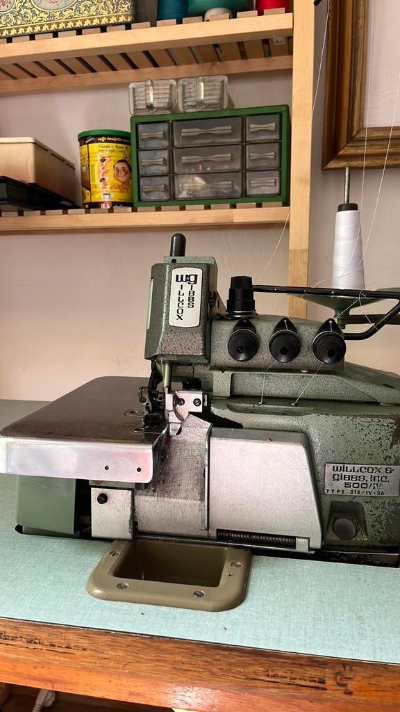 Industriele overlock machine, Ophalen, Gebruikt