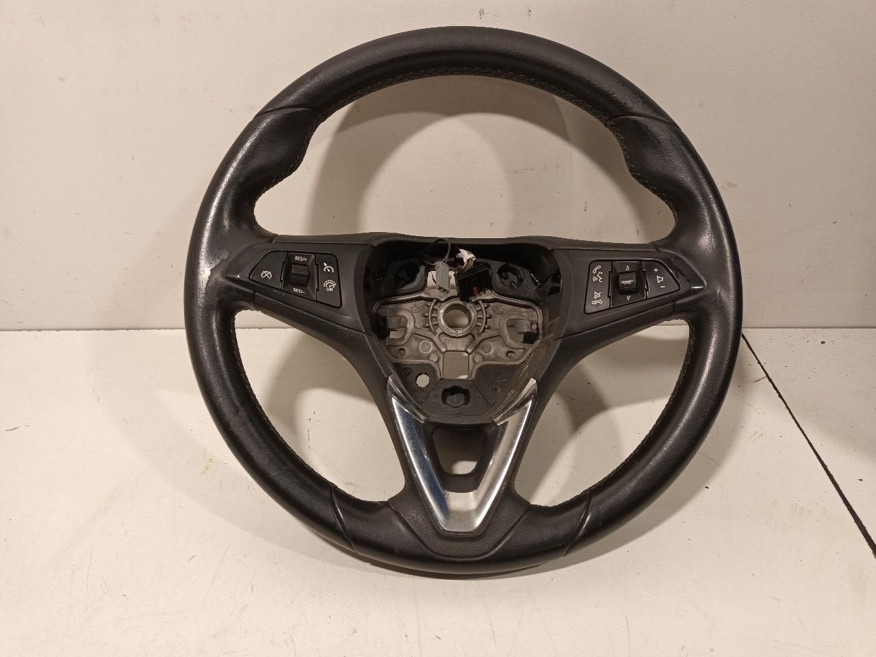 Stuur Opel Corsa, Auto-onderdelen, Besturing, Onderdelen@venauto.nl, Van der Ven Autorecycling B.V., Gebruikt, Ettenseweg 76, 4706 PB Roosendaal, The Netherlands