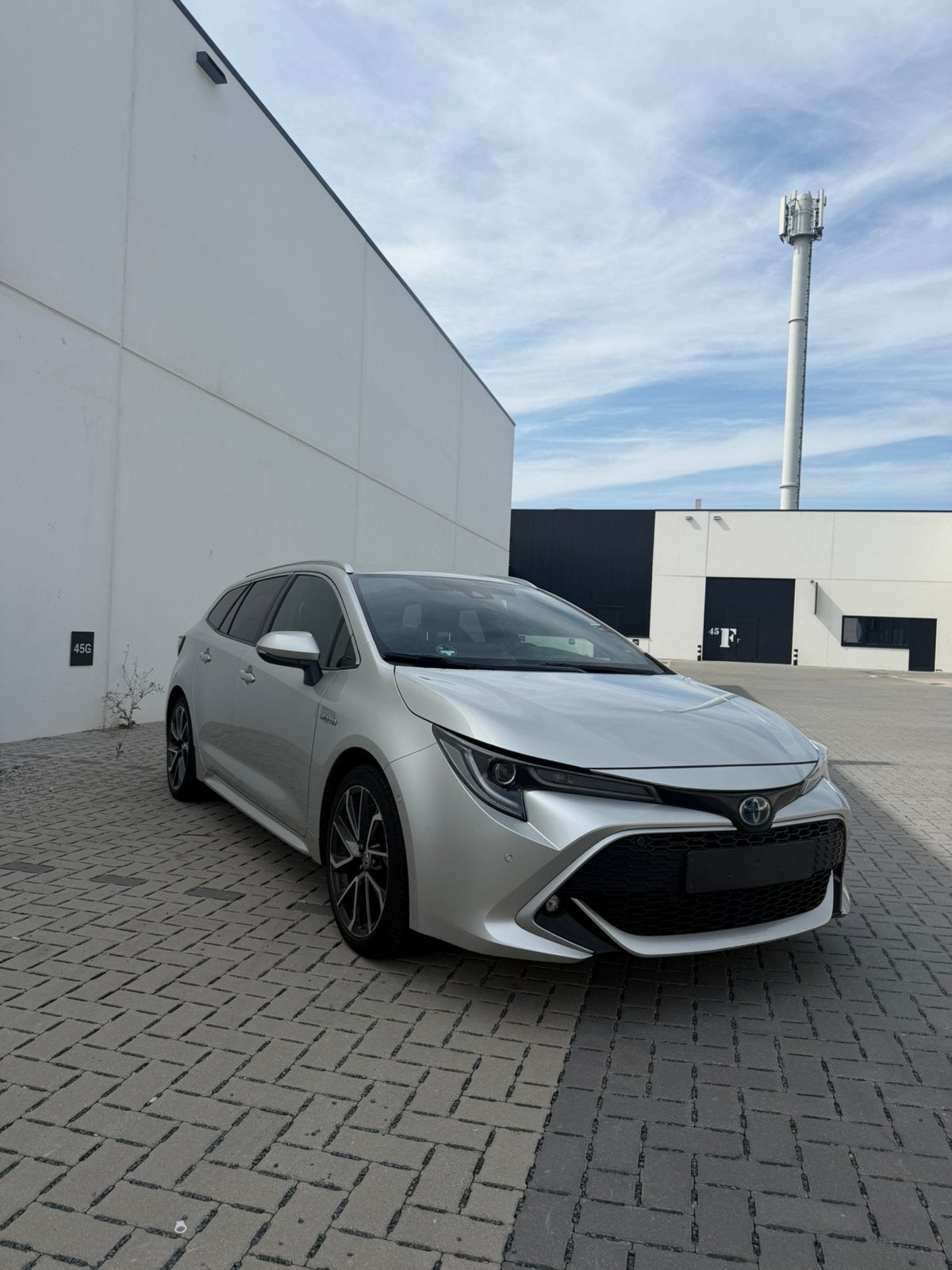 Toyota Corolla Touring Sports 2.0 Hybrid 184PK BTW 1ste eig, Autos, Achat, Euro 6, Corolla, Automatique