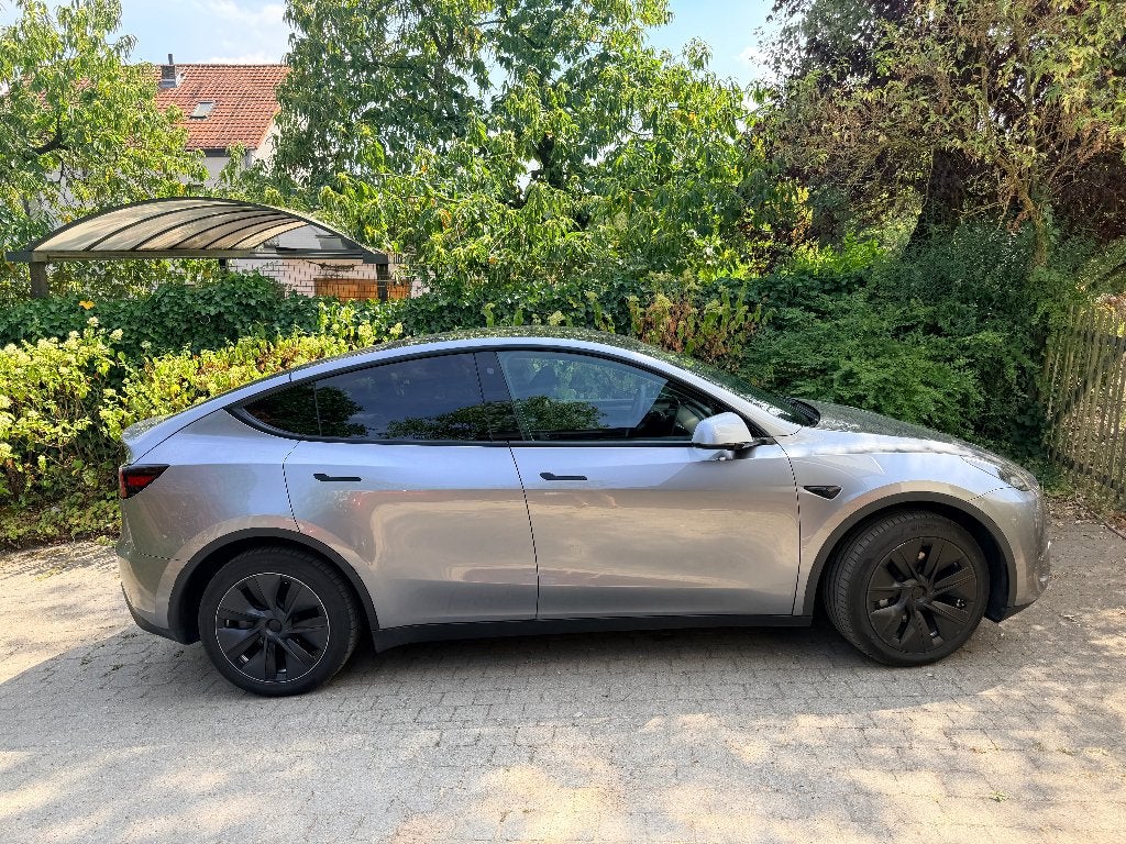 Tesla Model Y AWD trekhaak, EAP & Acceleration Boost, Auto's, Automaat, 2005 kg, Zwart, Zwart
