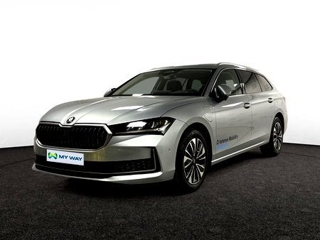 Skoda Superb Combi PHEV Corporate 1,5 TSI iV 110 kW DSG6, Auto's, Automaat, https://public.car-pass.be/vhr/36c1f446-e3f4-4751-bc69-c36123f0fa94