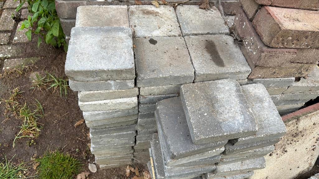 Gratis tegels 148x148x37 mm, Tuin en Terras, Tegels en Klinkers, Ophalen, Gebruikt