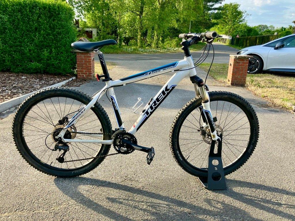 Degelijke Trek 4500 Mountainbike met schijfremmen, Fietsen en Brommers, Ophalen, Gebruikt, Hardtail, Heren
