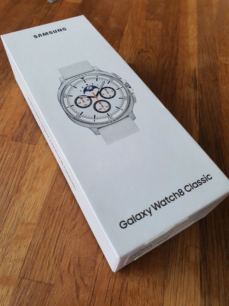 Samsung Galaxy Watch 8 Classic met Garantie, Étanche, Comme neuf, Avancer d'un pas, Argent
