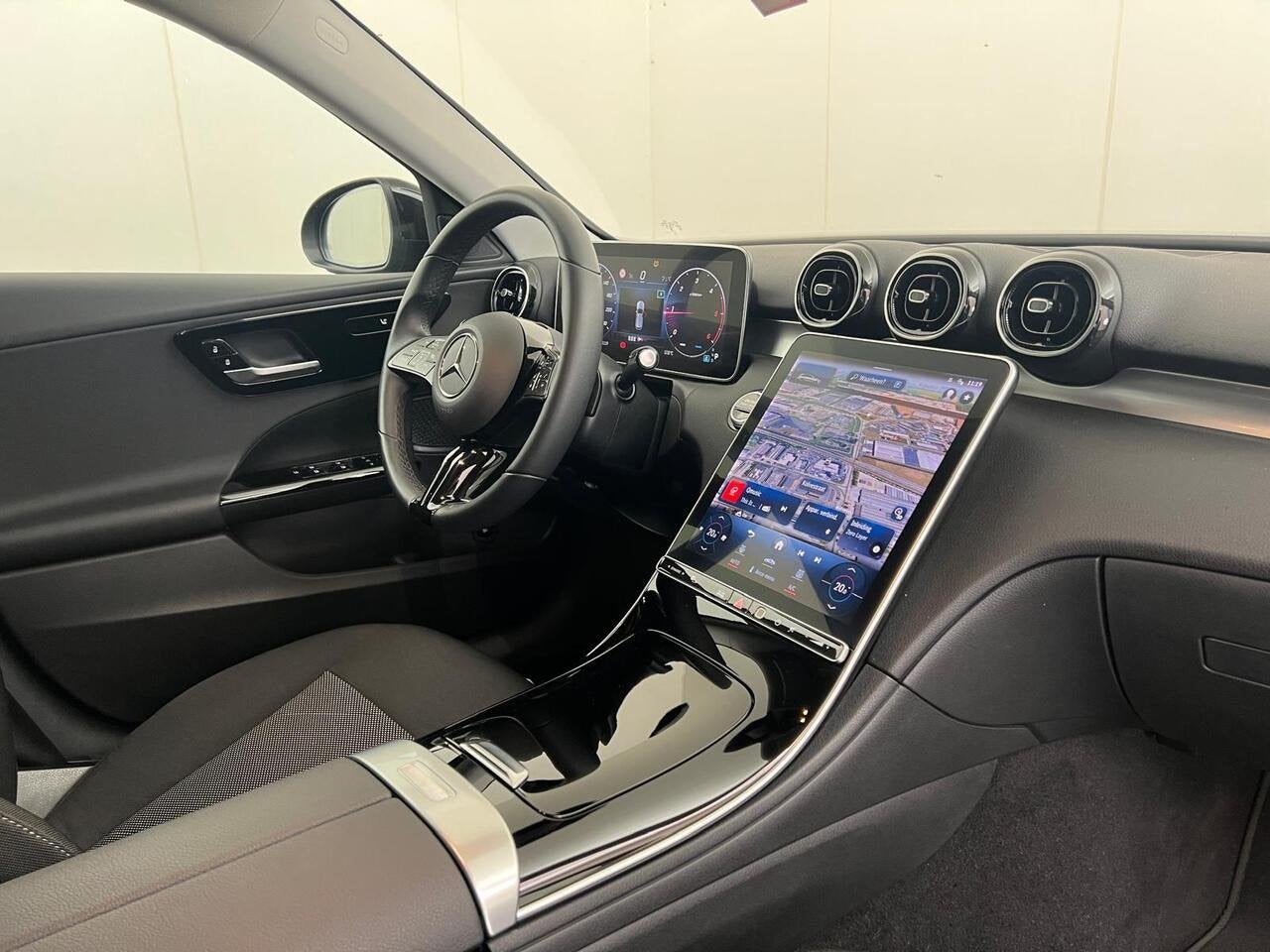 Mercedes-Benz C 200 d 9-GTRONIC MHEV - LED - NAVI - APPLE C, USB, 4 cilinders, https://public.car-pass.be/vhr/770fad38-6d91-45b2-bf4d-490ff744459f