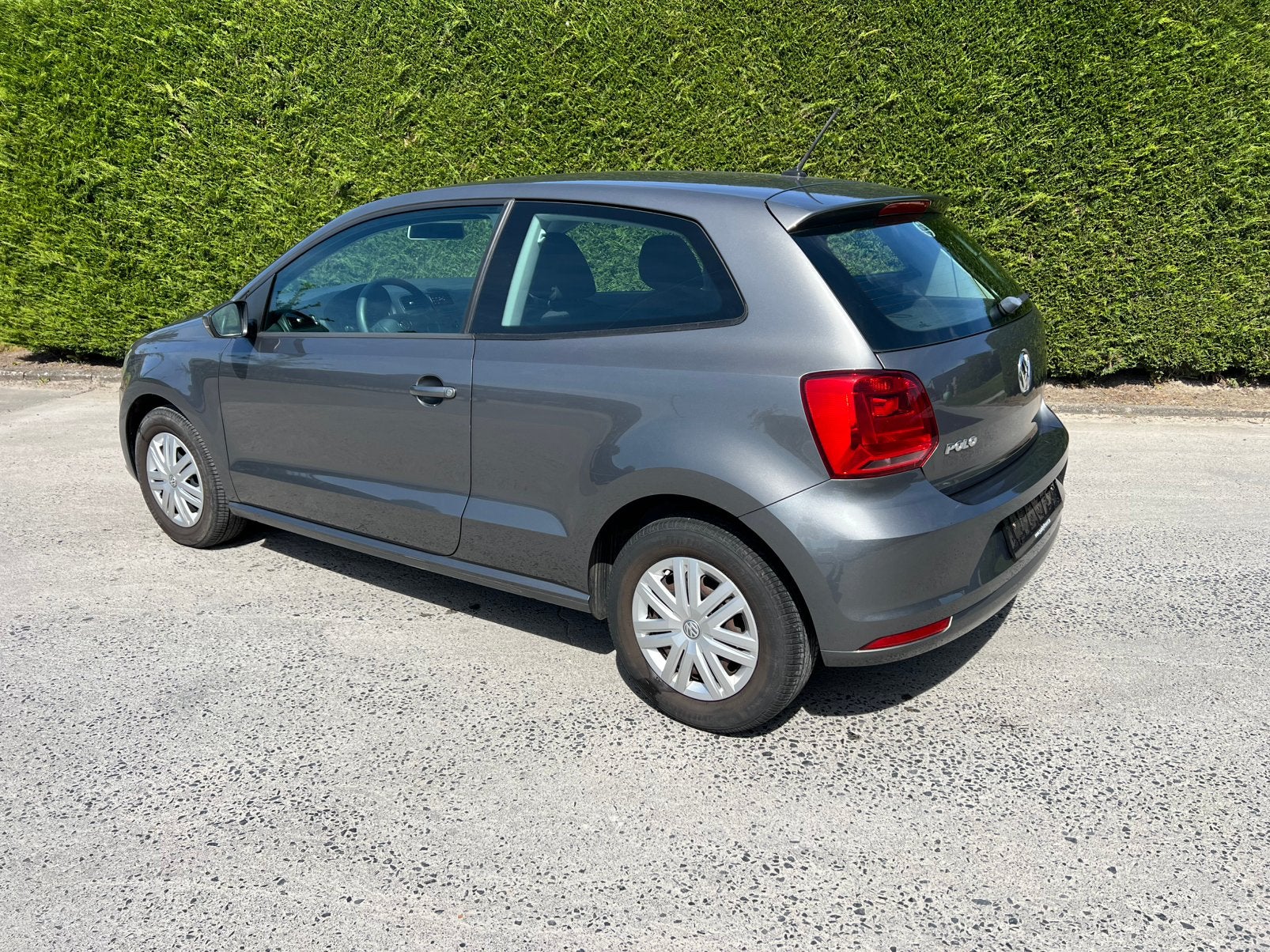 Volkswagen Polo • Benzine • 32700 km ! •, Auto's, Voorwielaandrijving, Euro 5, Stof, Bedrijf