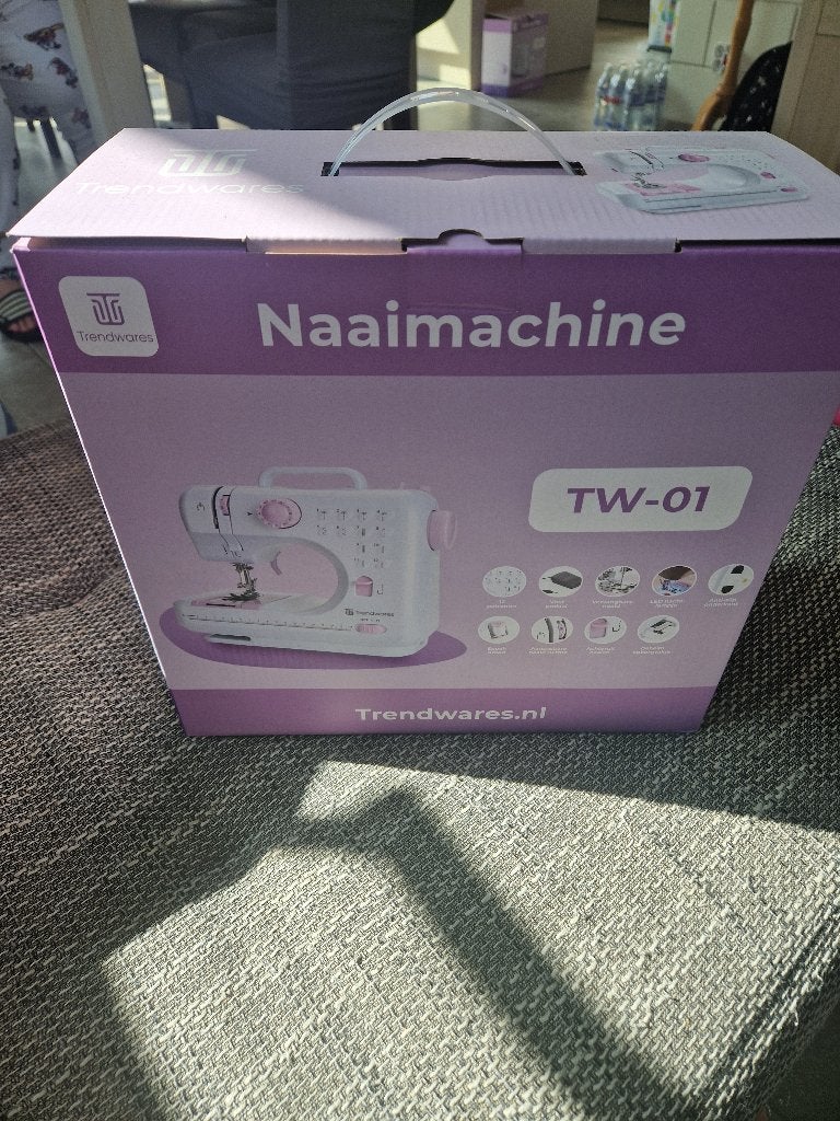 Naaimachine nieuw, Hobby en Vrije tijd, Naaimachines en Toebehoren, Ophalen of Verzenden, Nieuw, Naaimachine, Overige merken