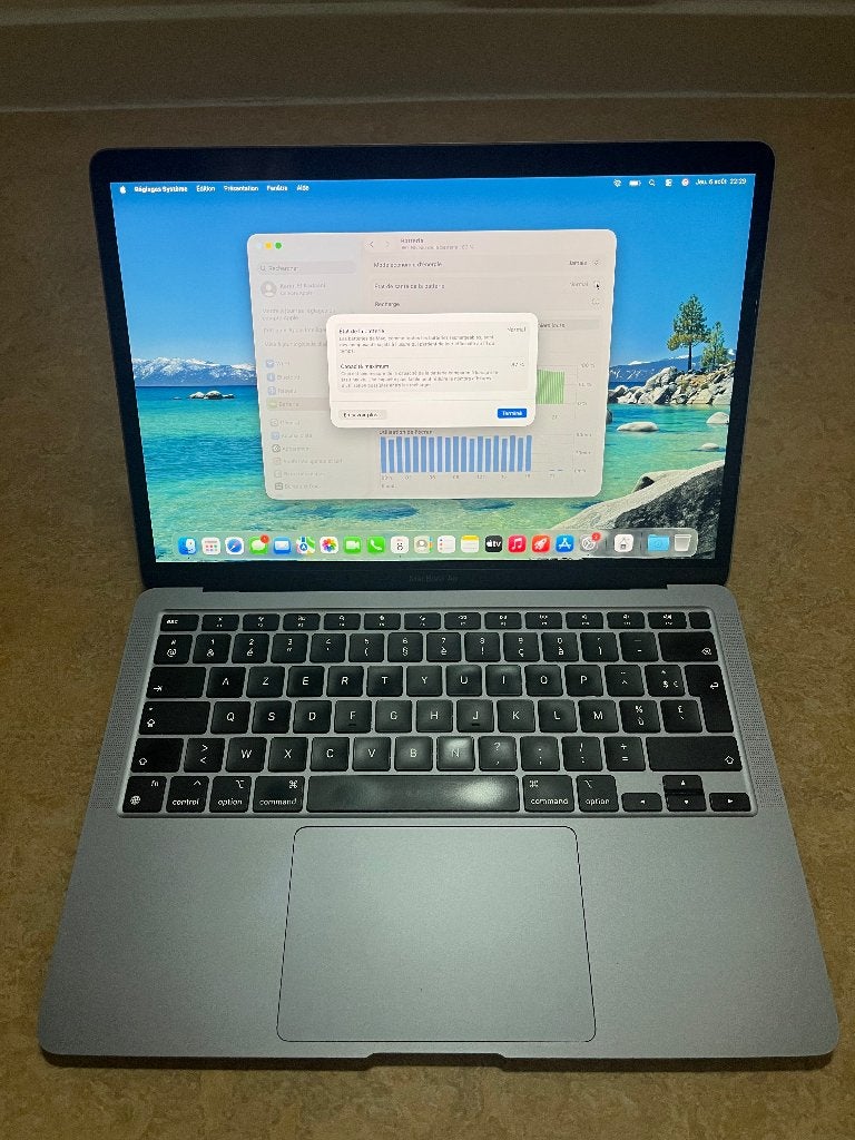 Macbook air M1 8Go/256Go 2020 AZERTY 13" Gris sidéral, Computers en Software, Apple Macbooks, Ophalen, Gebruikt, 256 GB, 8 GB