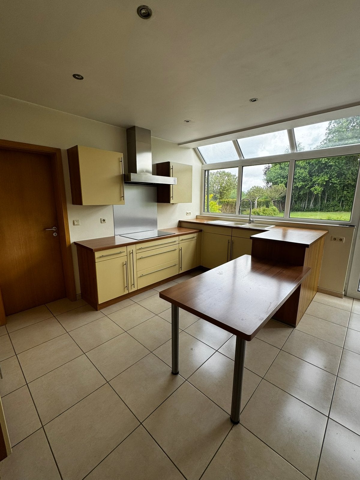Cuisine équipée à vendre, Huis en Inrichting, Keuken | Complete keukens, Gebruikt, U-keuken, Ophalen