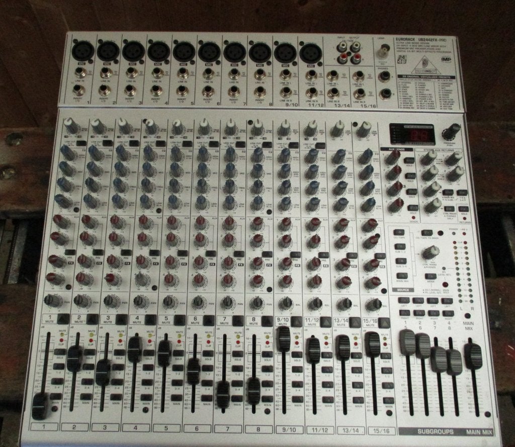 Eurorack UB2442 FX Pro voor onderdelen, Musique & Instruments, Enlèvement, Utilisé