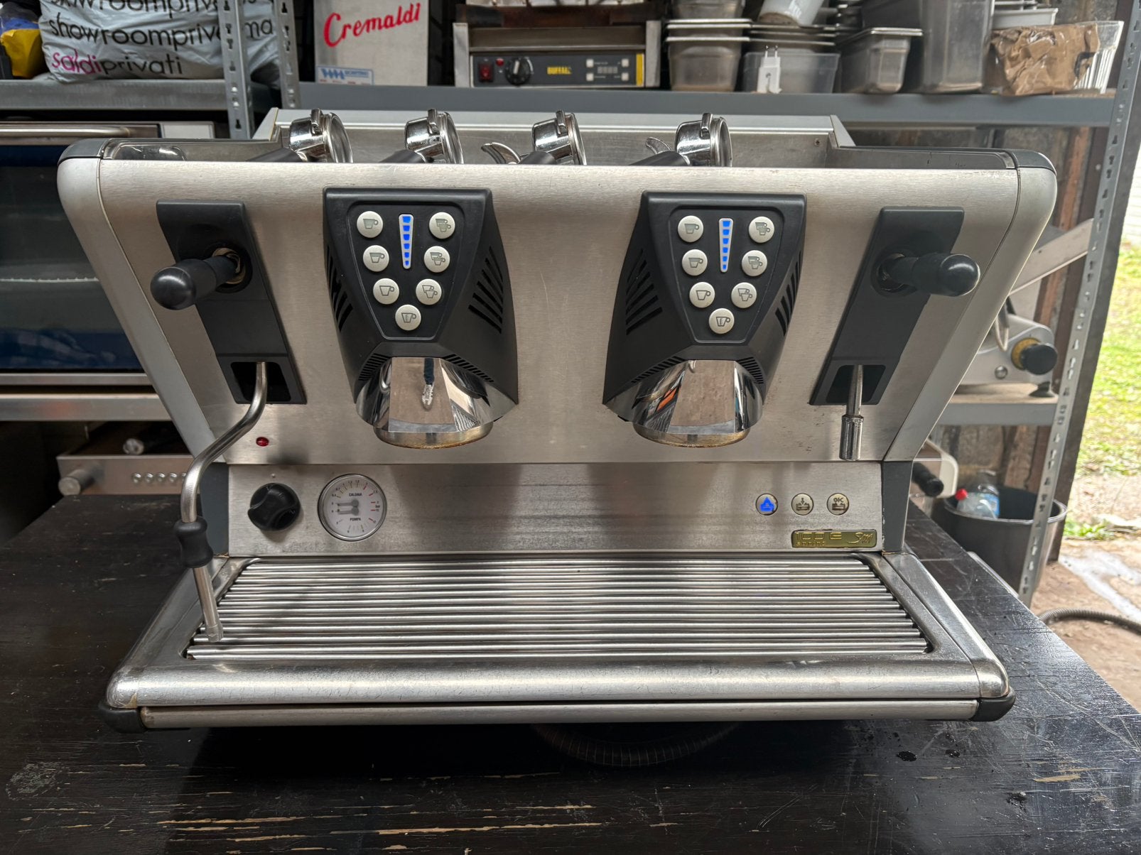 Machine à café La San Marco 100 E, Offres d'emploi