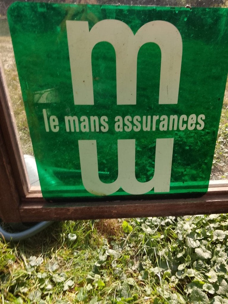 Plexiglas Mutuelle du Mans, Ophalen of Verzenden