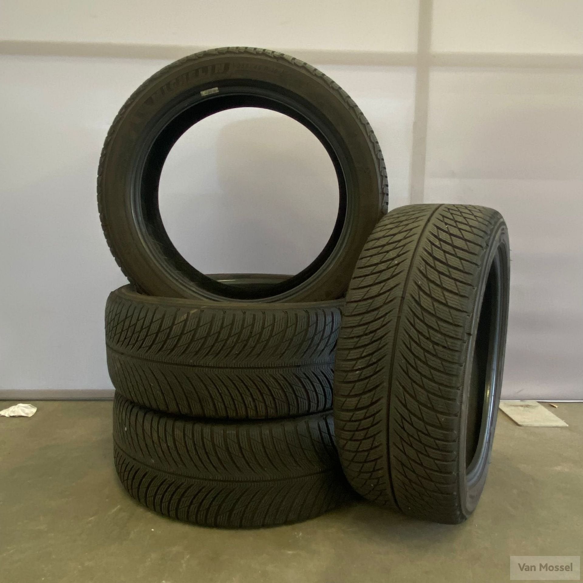 Michelin Pilot Alpin 5 235/45/R19 99V, Auto-onderdelen, Banden en Velgen, 19 inch, Gebruikt, -, -