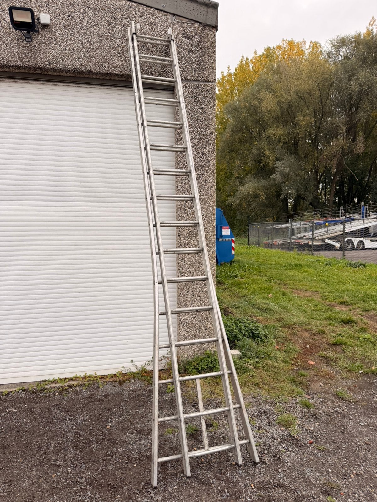Hoge schuifladder, Doe-het-zelf en Bouw, Ophalen, Zo goed als nieuw, Ladder