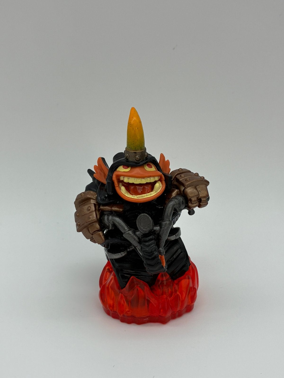 Skylanders Trap Team Hog Wild Fryno, Envoi, Comme neuf