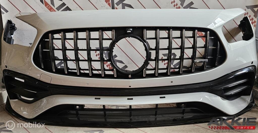Mercedes GLA 45 amg Bumper earodynamika A2478804806, Utilisé, Avant, Enlèvement ou Envoi, Pare-chocs