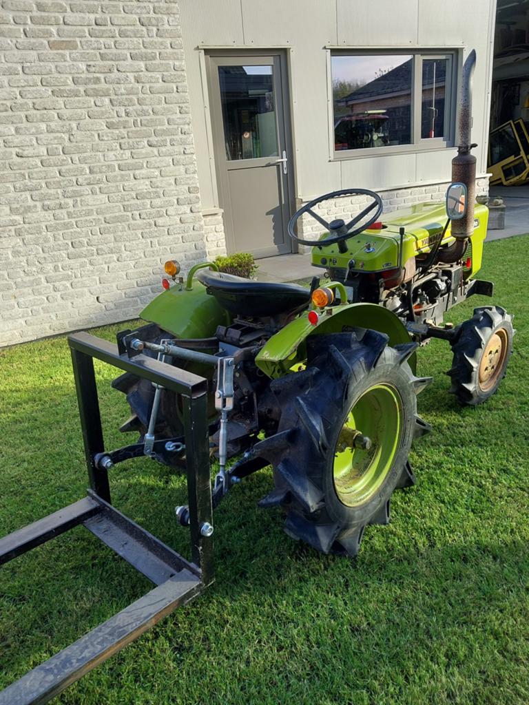 Yanmar ym1300d, Articles professionnels, Enlèvement, Utilisé, Jusqu'à 80 ch, 2500 à 5000
