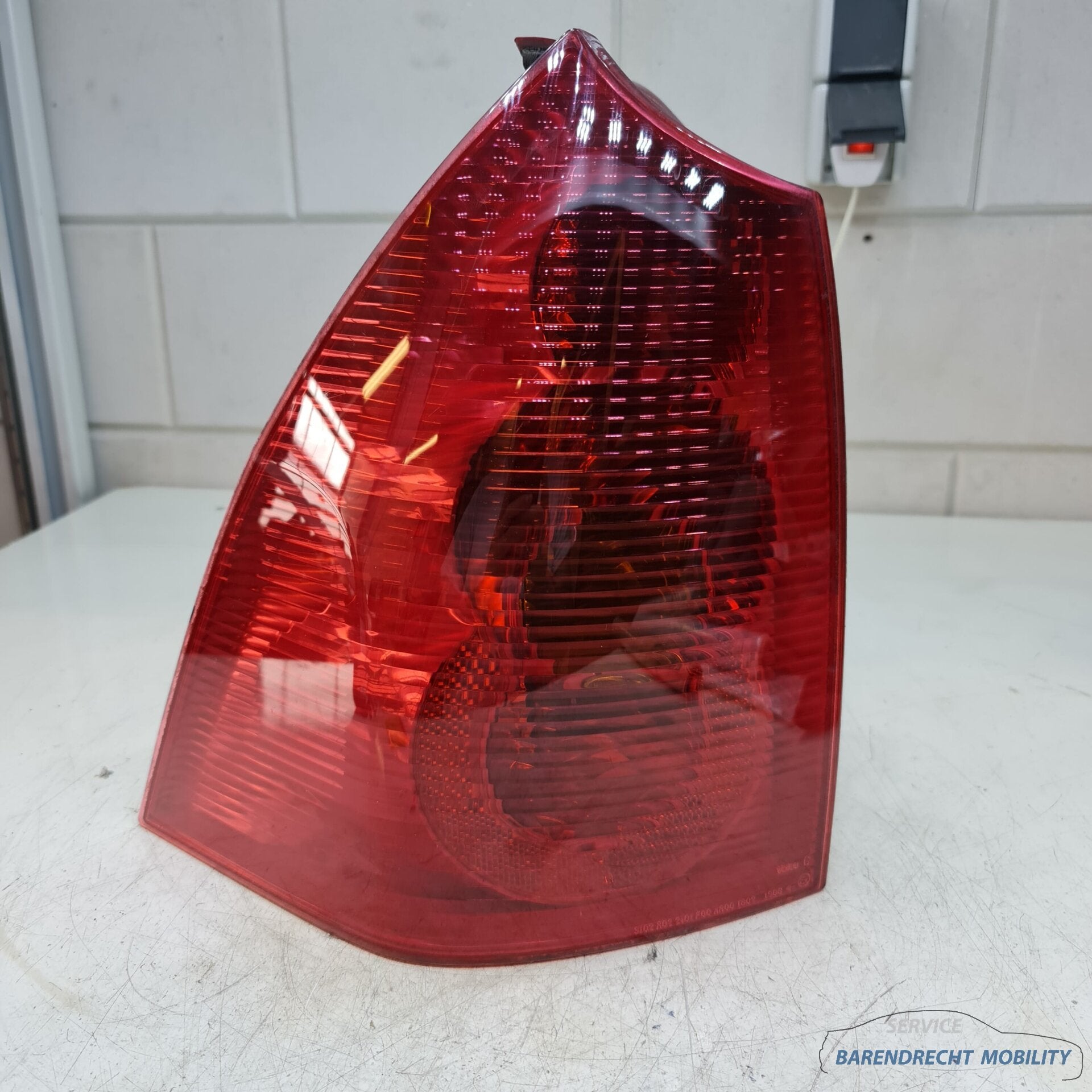 Peugeot 307 station achterlicht links origineel nette staat, Taurusavenue 1
2132 LS  Hoofddorp, NL, Gebruikt, Contact.group@renault.com