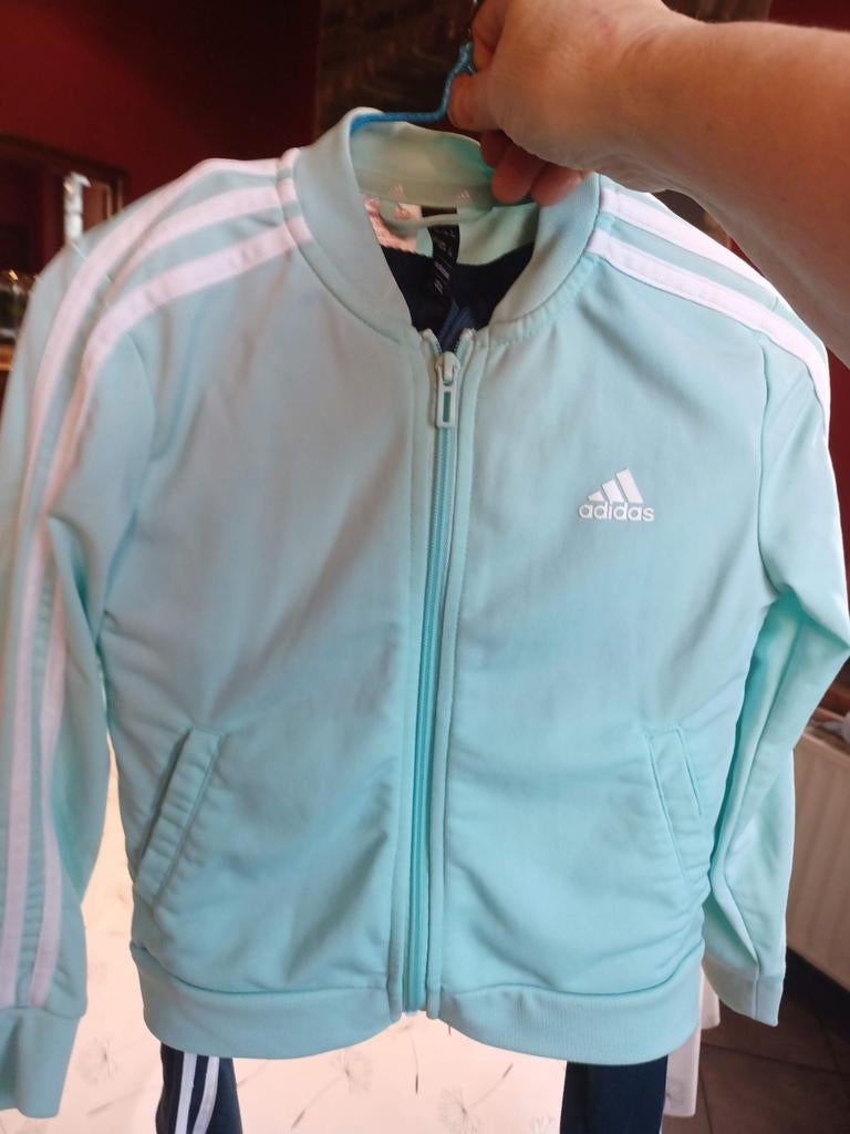 Training Adidas 7/8ans, Envoi