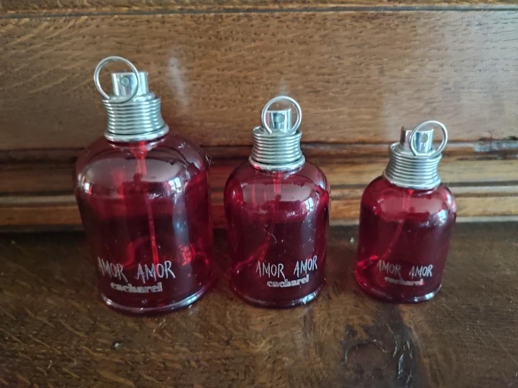 Bouteilles parfum Amor Amor Cacharel vides, Verzamelen, Ophalen of Verzenden