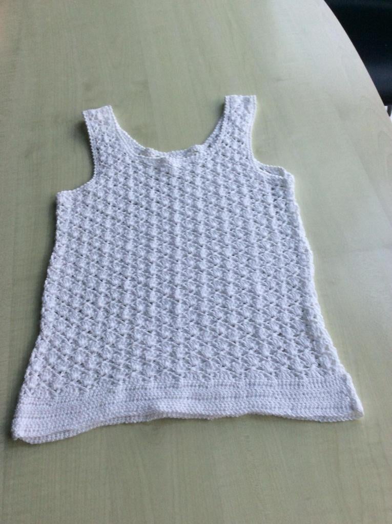 Nieuw, met de hand gehaakt topje., Enlèvement ou Envoi, Neuf, Crochet