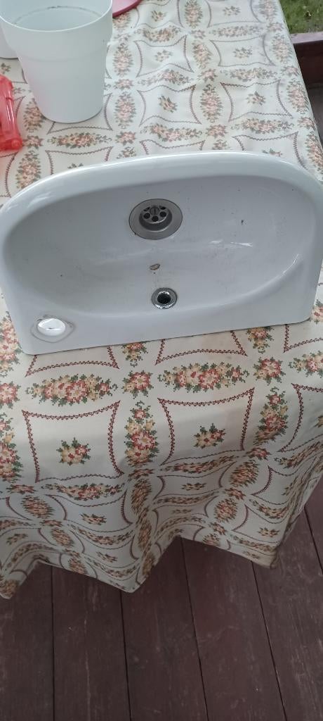 wasbakje, Ophalen, Gebruikt, Wastafel
