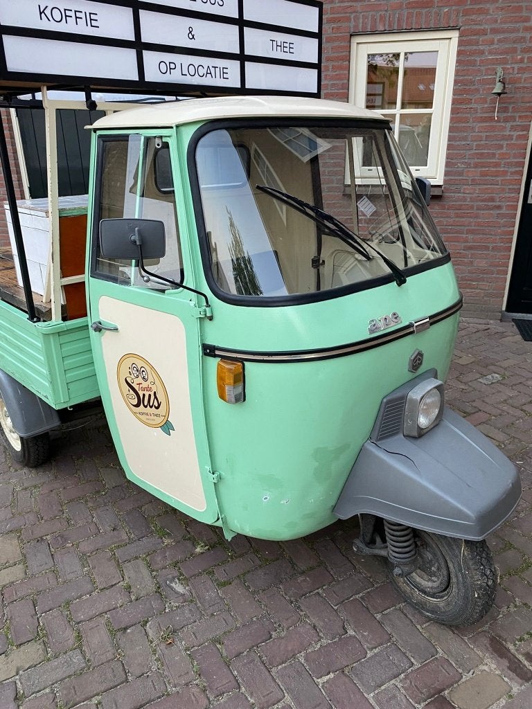 Piaggio ape p501 vespacar foodtruck koffiebar ape 50 ( NL ), Ophalen, Gebruikt
