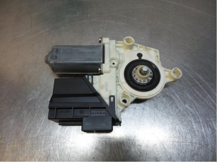 Moteur de vitre portière d'un Seat Ibiza (Ibiza 02-), Autos : Pièces & Accessoires, -, Utilisé, -, Seat