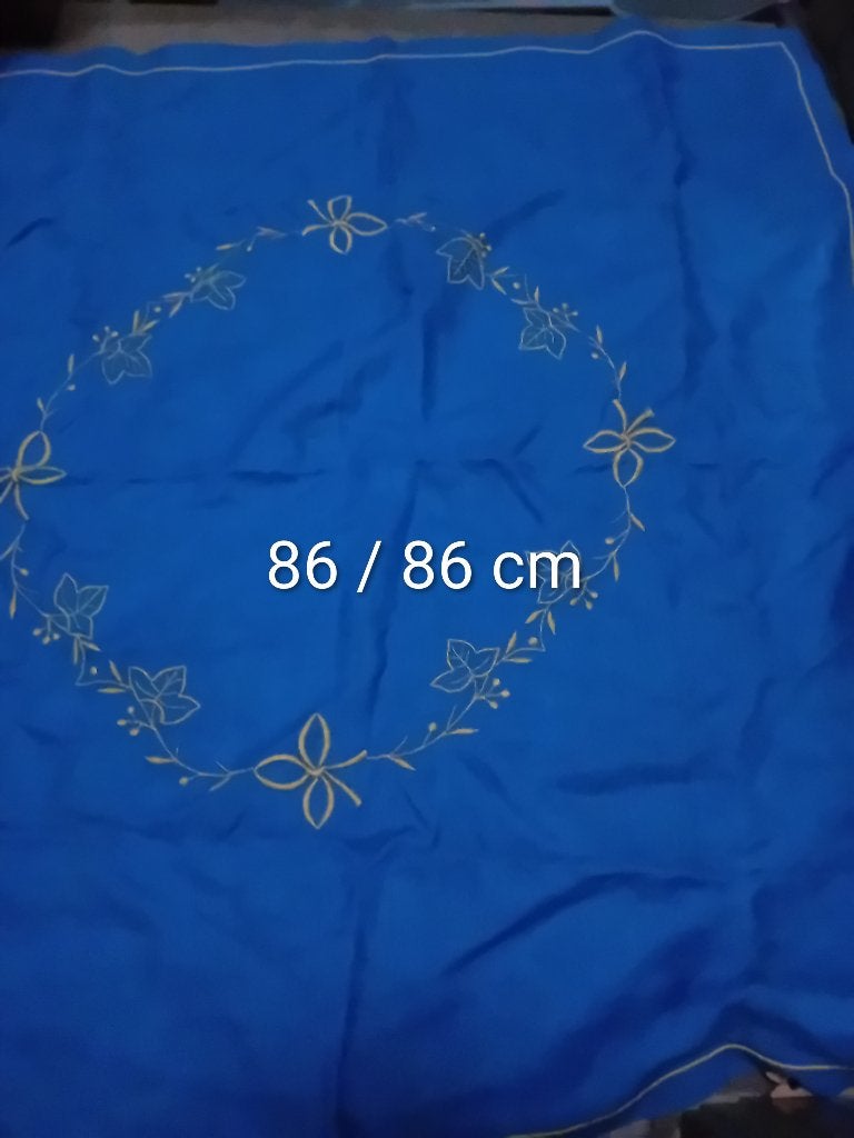 Petite Nappe bleu brodée vintage, Nappe, Coton, 85 cm, Enlèvement