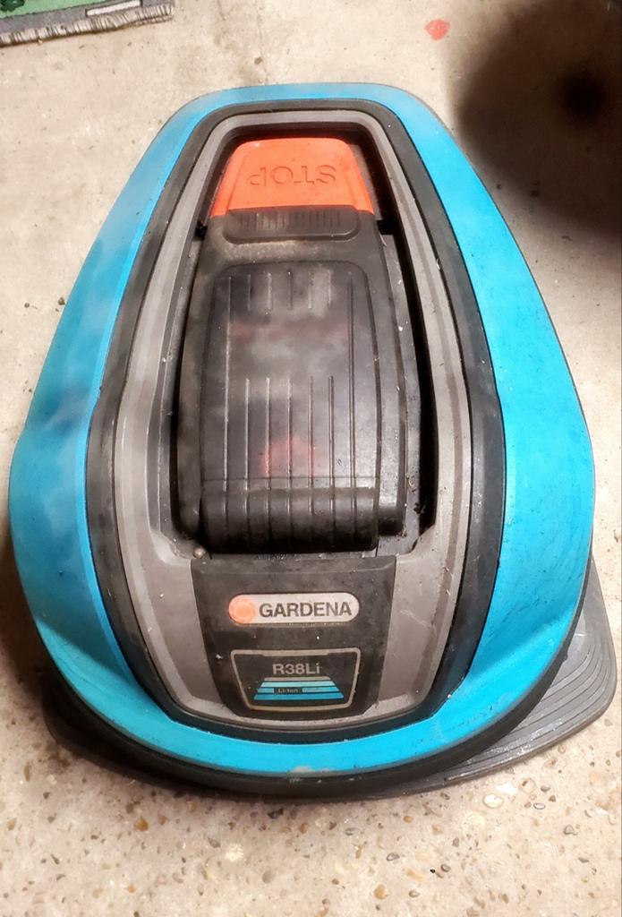 Gardena R38Li  +  beschermafdak, Tuin en Terras, Ophalen
