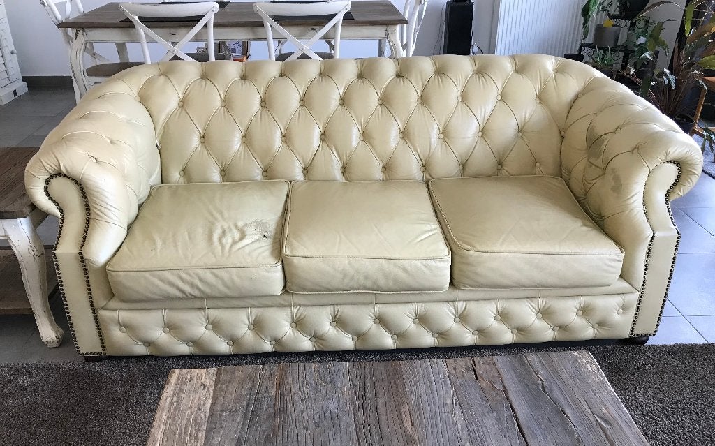 Crèmekleurige chesterfield, Huis en Inrichting, Ophalen, Gebruikt, 150 tot 200 cm, Driepersoons