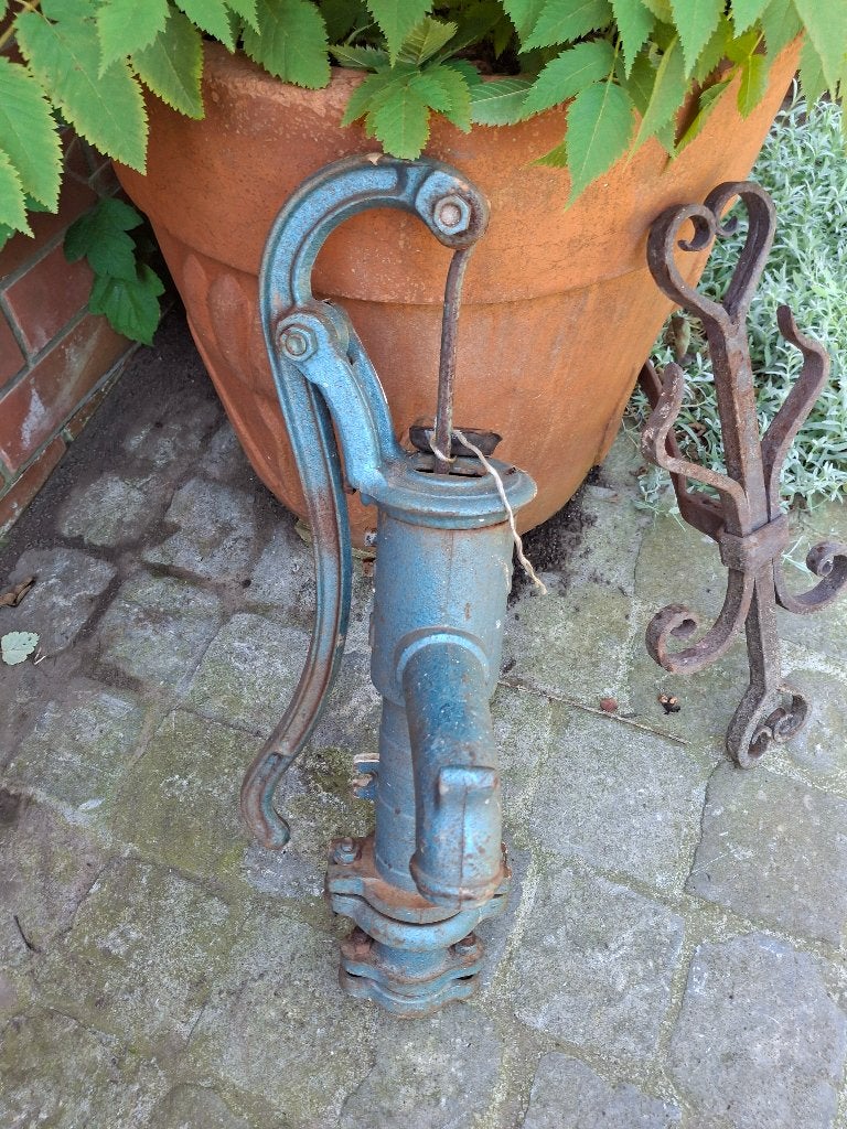 handpomp en muuranker, Antiek en Kunst, Ophalen