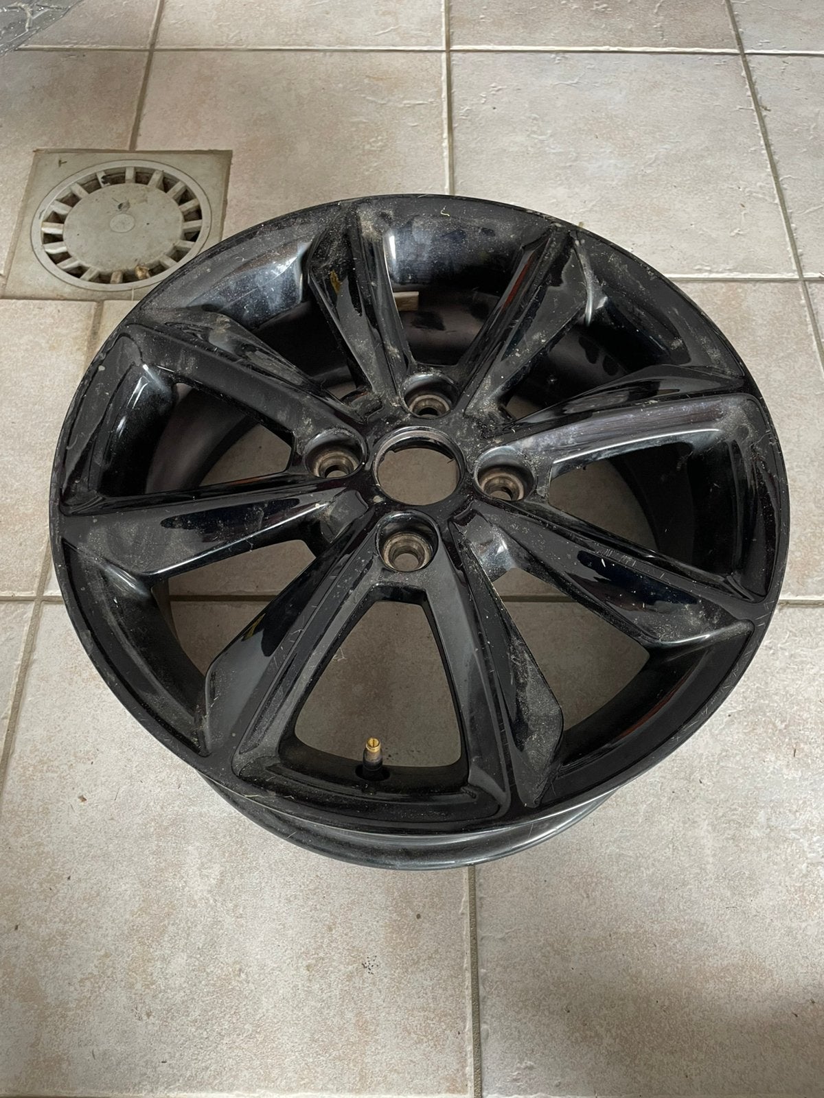 Jante 16 pouces alu origine ford fiesta, Enlèvement