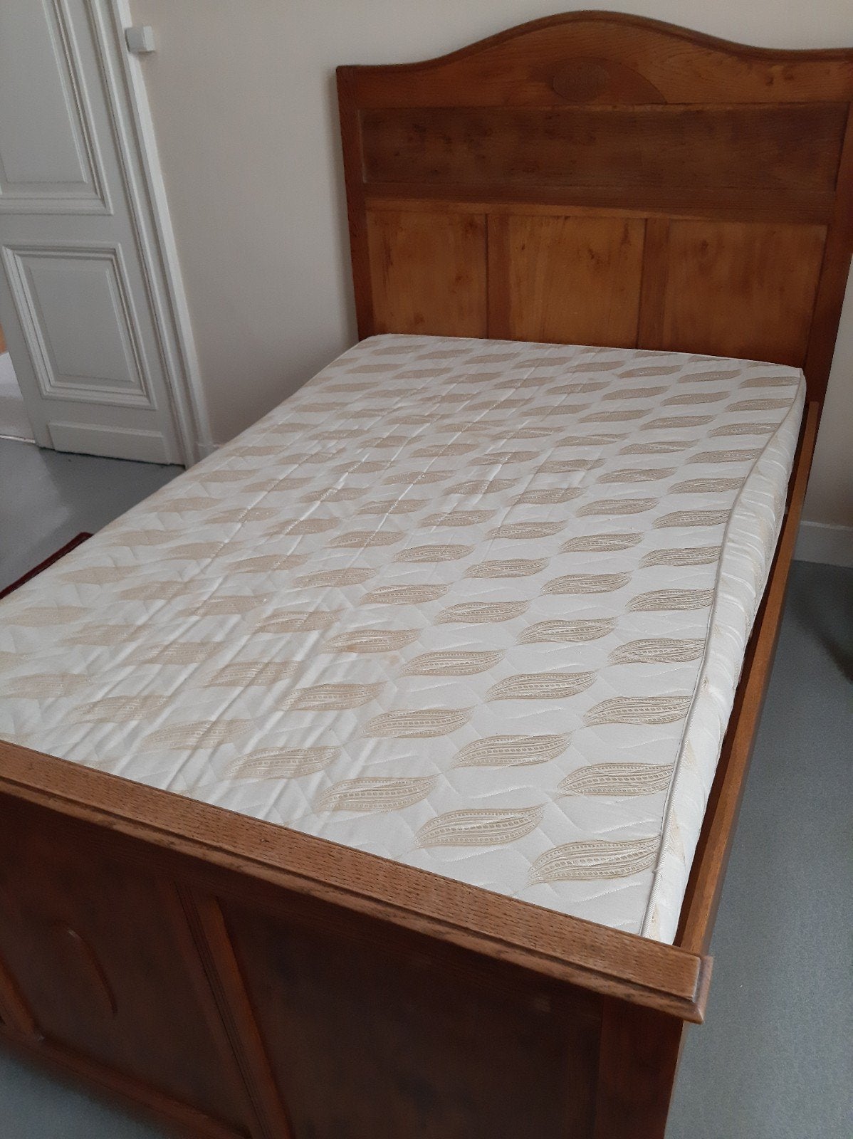 Bed, Huis en Inrichting, Ophalen, Twijfelaar, 200 cm
