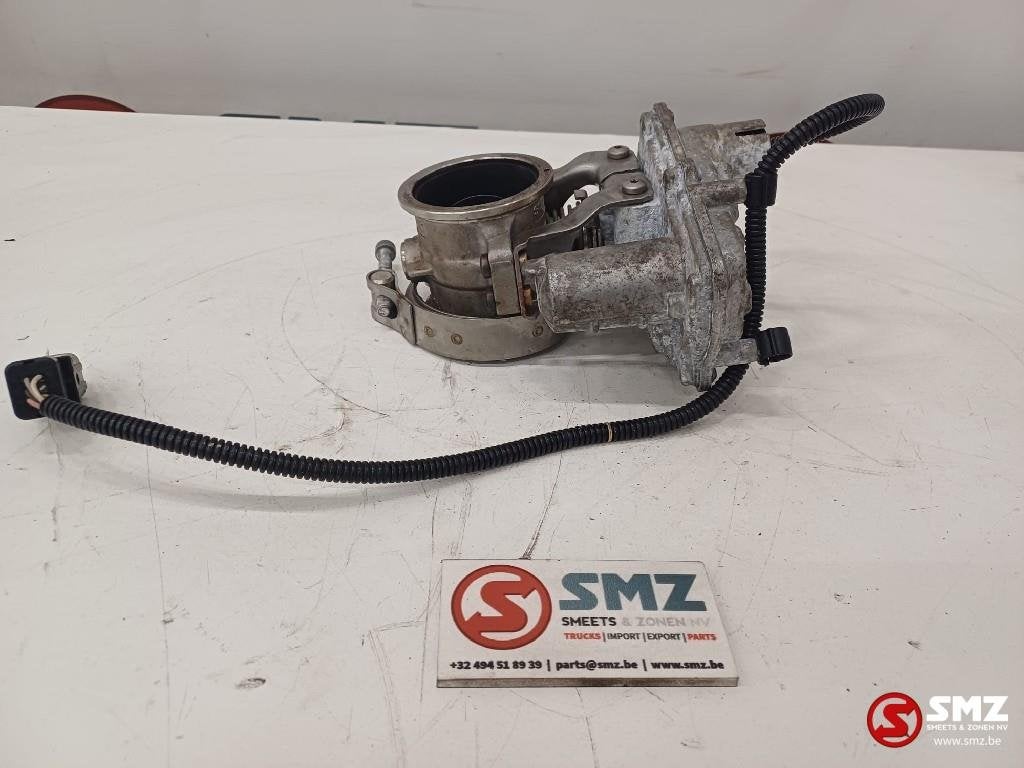 Back pressure valve Caterpillar